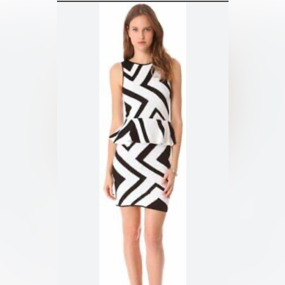 Dress Alice & Olivia black & white unique
